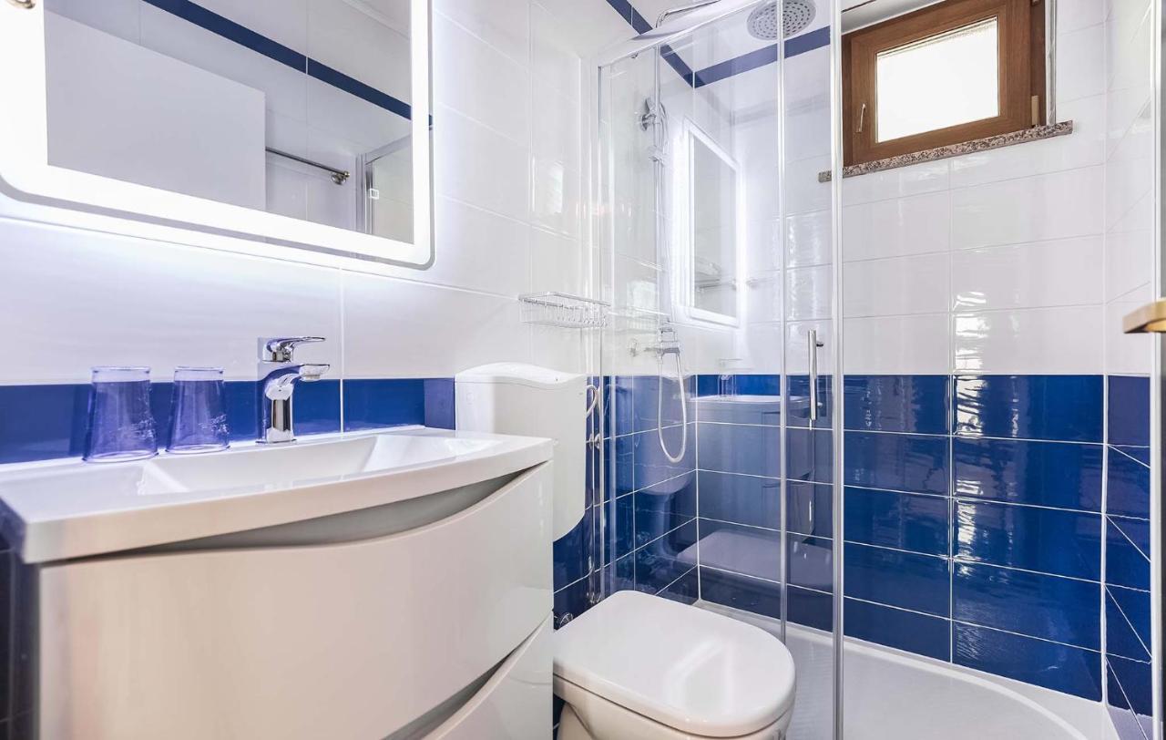 Rino Apartment โปเรช ภายนอก รูปภาพ