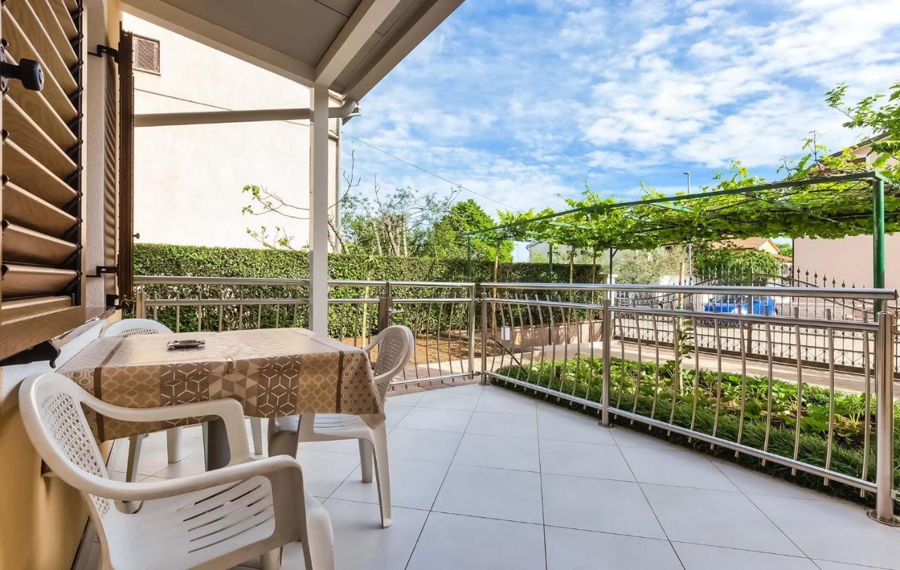 Rino Apartment โปเรช ภายนอก รูปภาพ